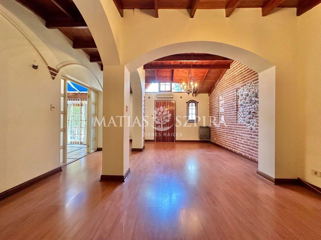 Foto de 760 MTS. DE LOTE EN UNA DE LAS MEJORES ZONAS DE CASTELAR N, imagen 3