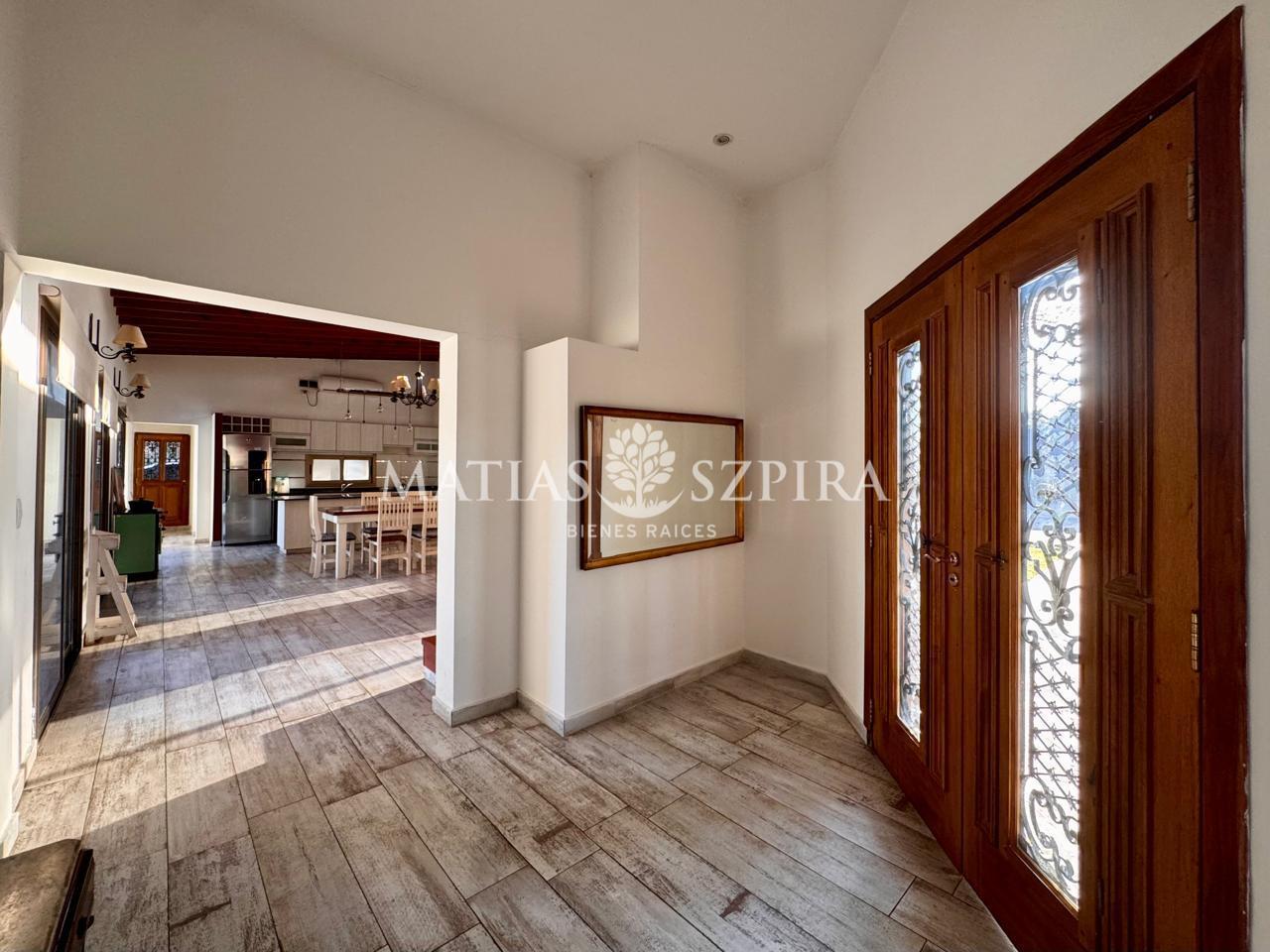 Foto de Casa en Alquiler 4 Ambientes en La Cesarina, imagen 3