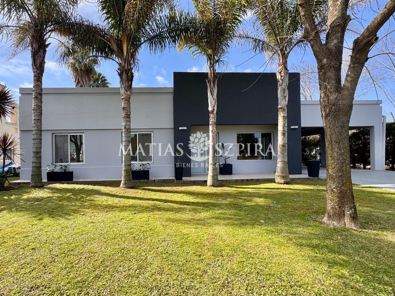 Foto de Casa 5 ambientes en Venta en Barrio San Patricio, imagen 1