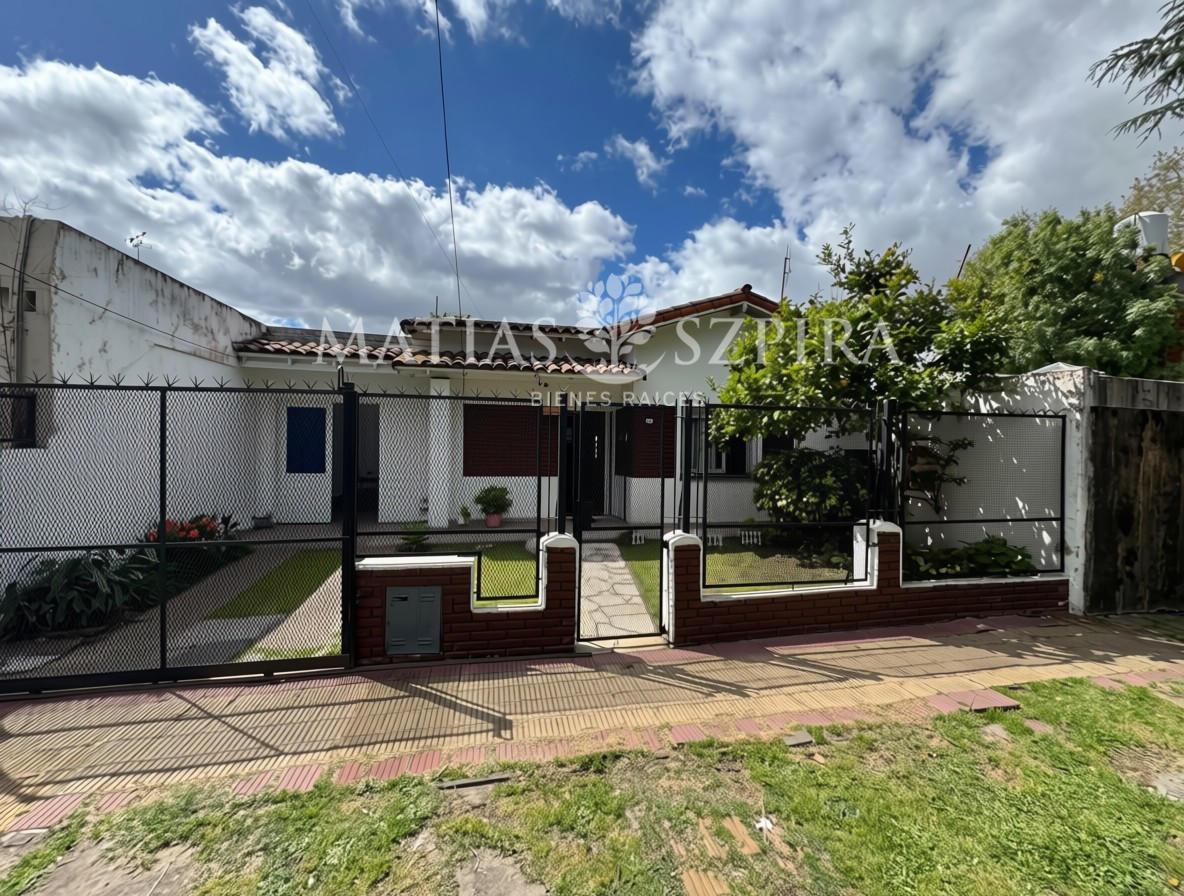 Foto de Casa 3 ambientes a refaccionar en Ramos Mejia, imagen 1