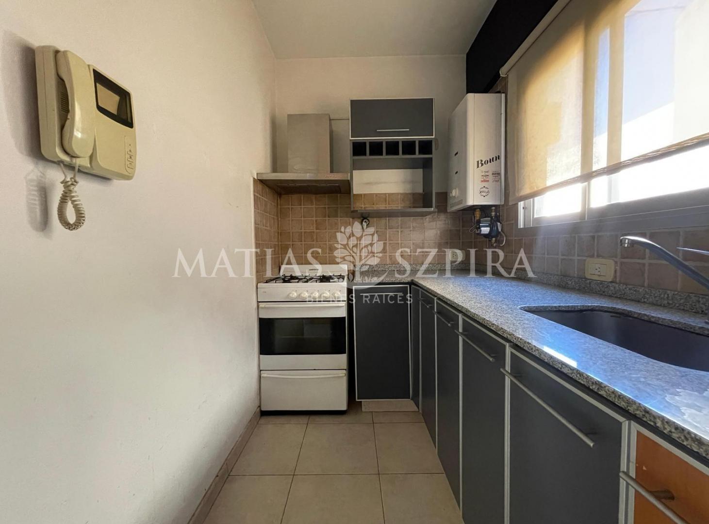 Foto de Alquiler Departamento 2 Ambientes c/ cochera, imagen 4