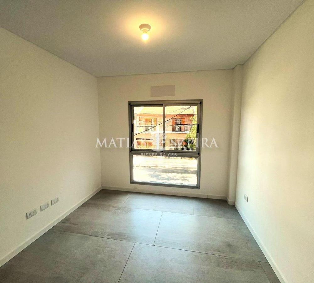 Foto de Departamento en Alquiler 2 Ambientes en Caseros, imagen 4