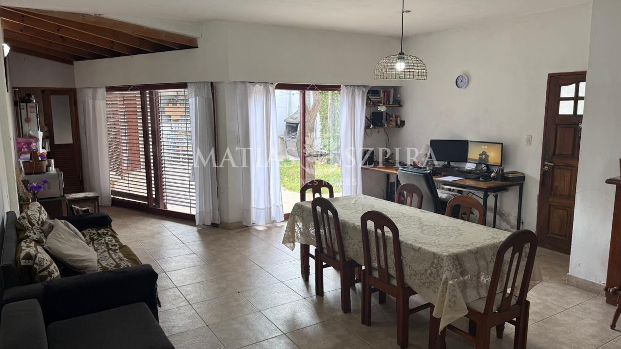 Foto de Venta Casa Villa Sarmiento 5 ambientes, imagen 1