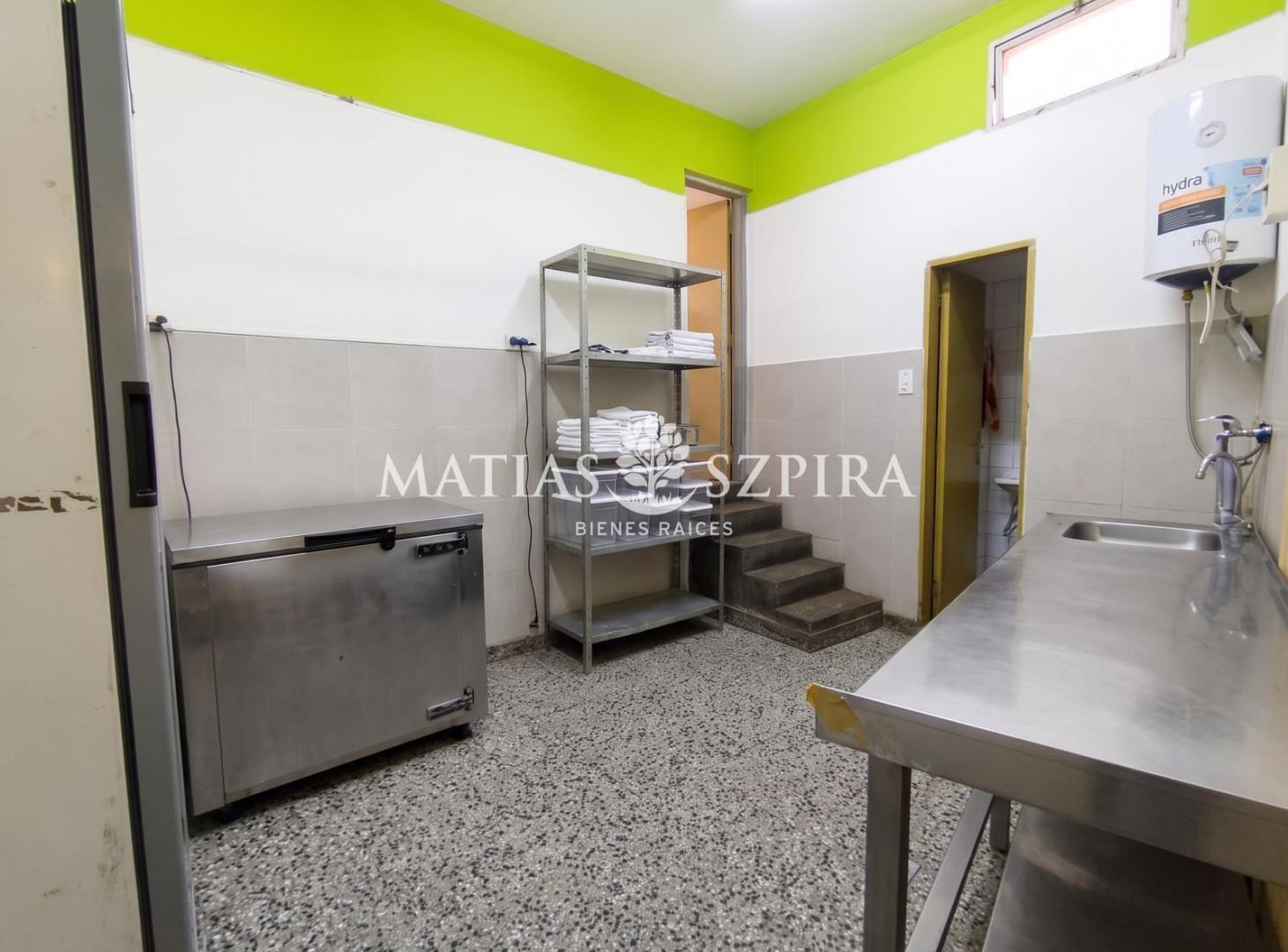 Foto de Local Comercial al Frente con Vivienda en Paternal | Sin Expensas |, imagen 3