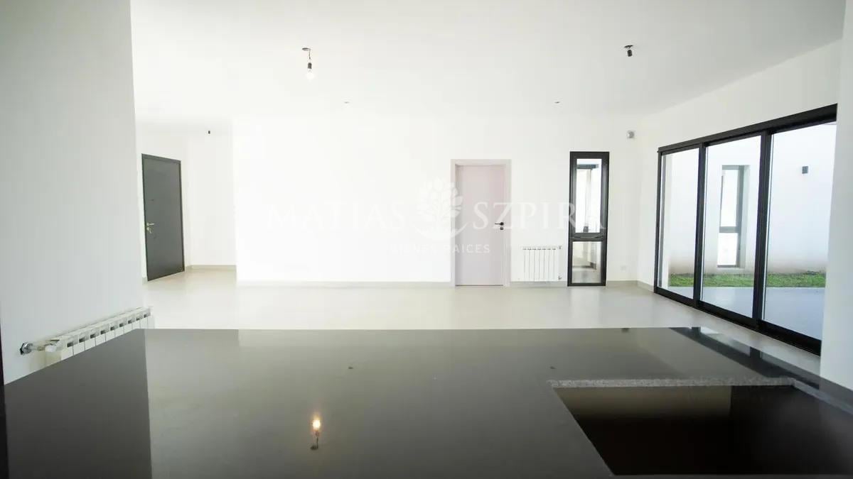 Foto de Venta de casa 4 ambientes, imagen 5