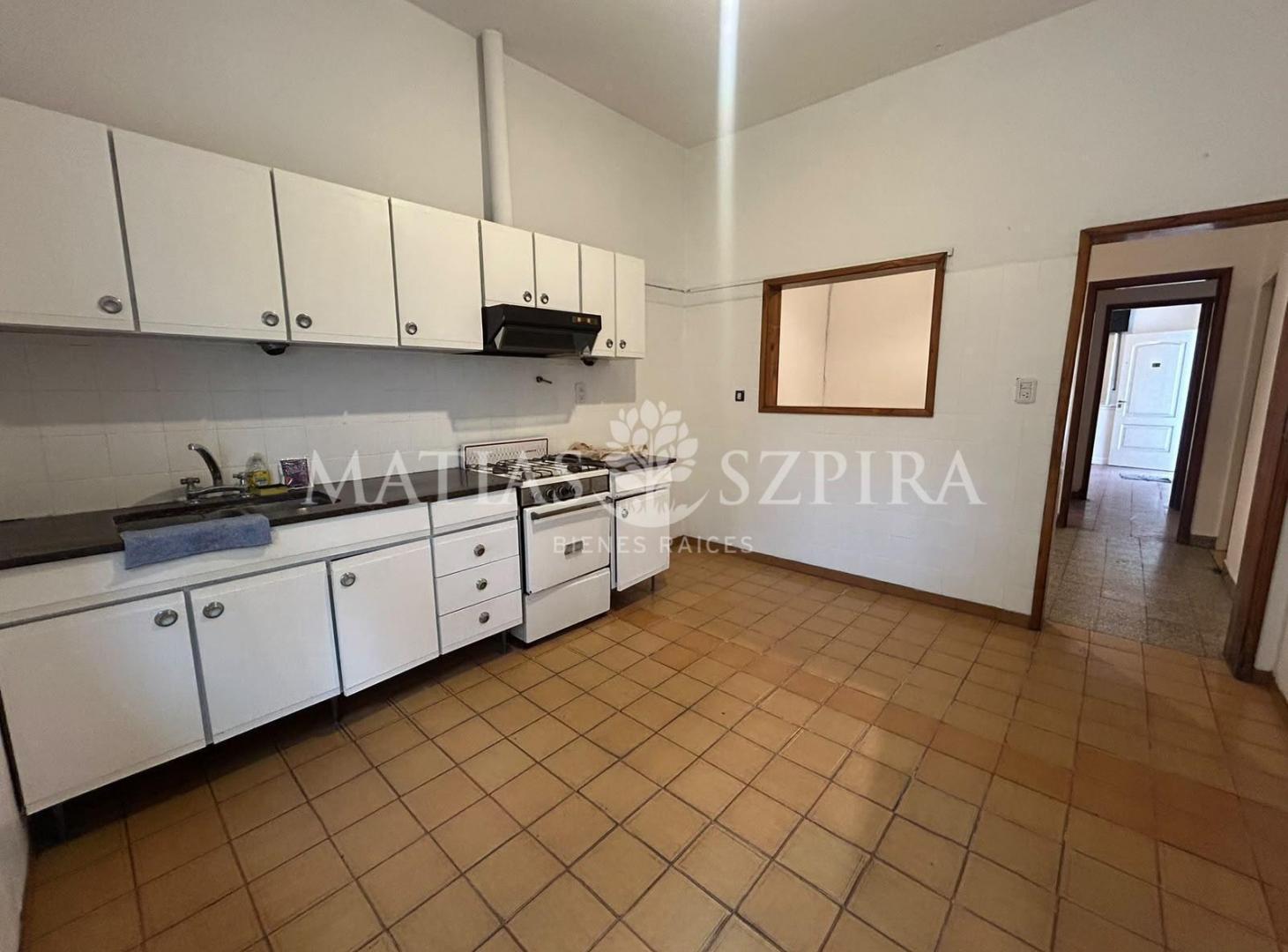 Foto de Alquiler Casa 3 ambientes con Jardin y Cochera, imagen 3