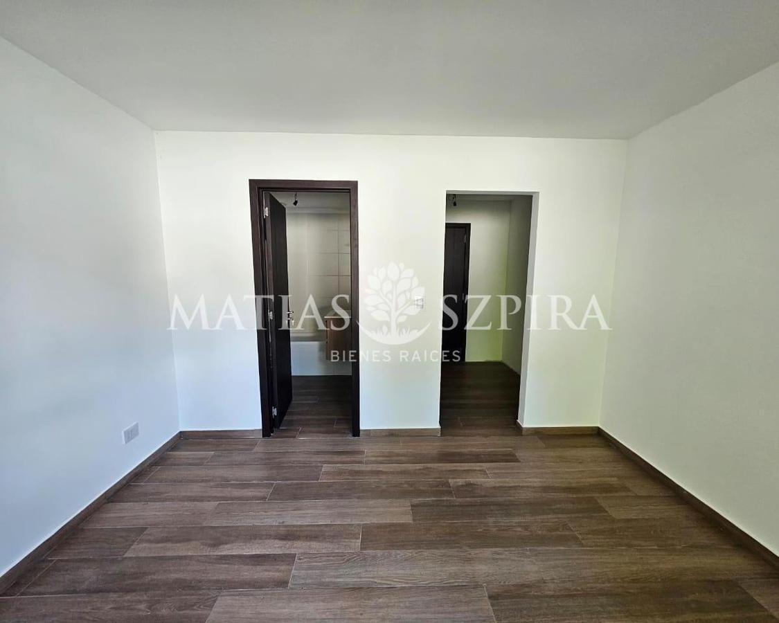 Foto de ALQUILER DEPARTAMENTO 4 AMBIENTES EN CONDOMINIO P. LELOIR, imagen 2