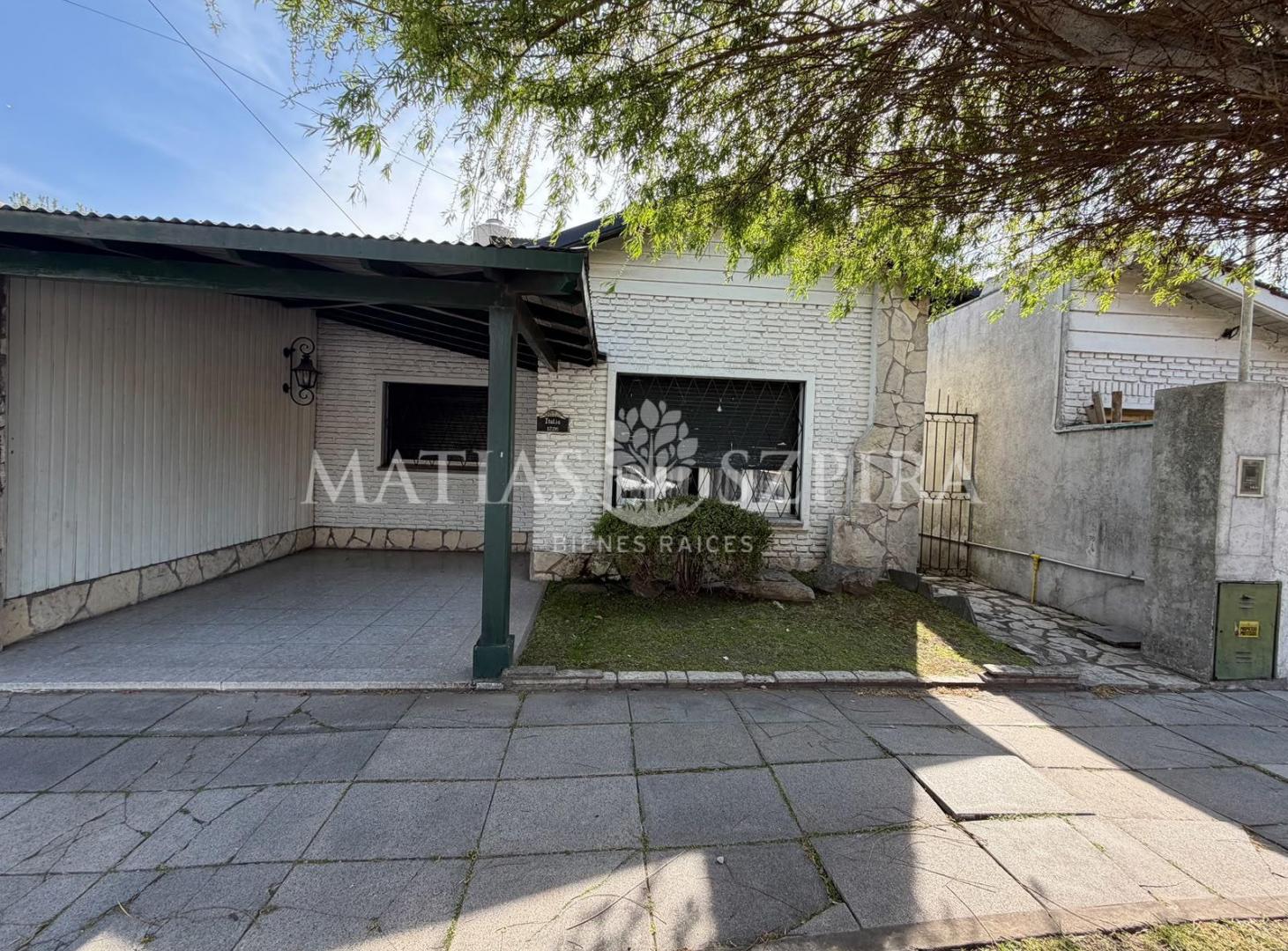 Foto de Casa 4 Ambientes a 8 cuadras Estación en Castelar Norte, imagen 2
