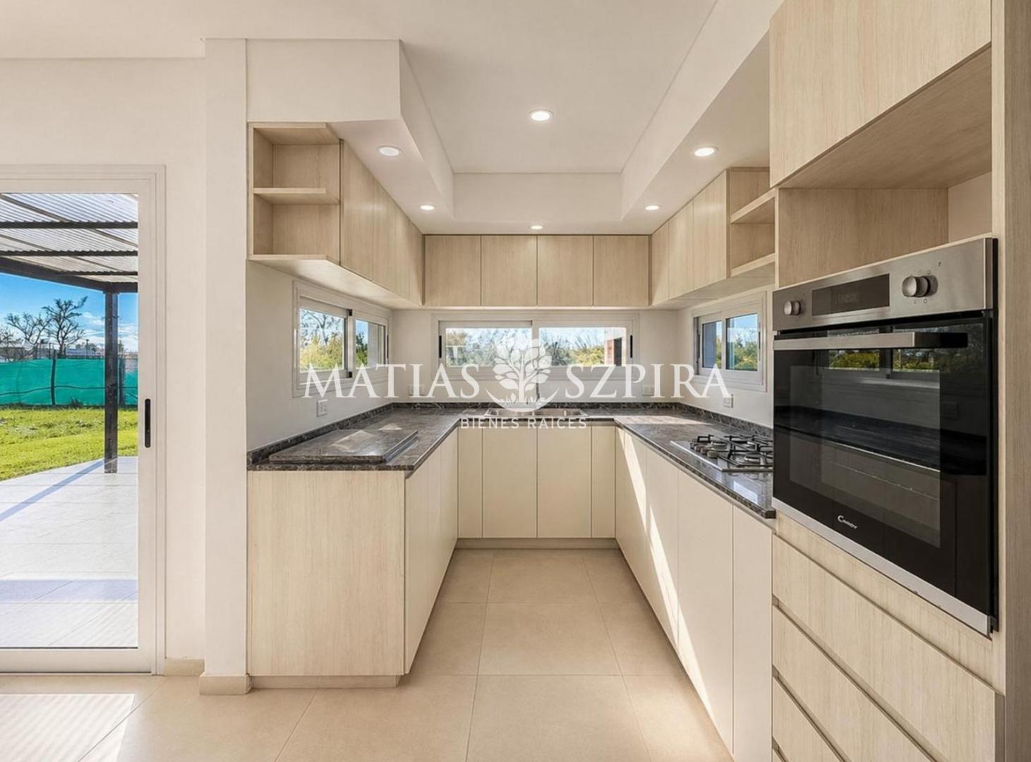 Foto de Venta casa en Alvarez del Bosque, imagen 1