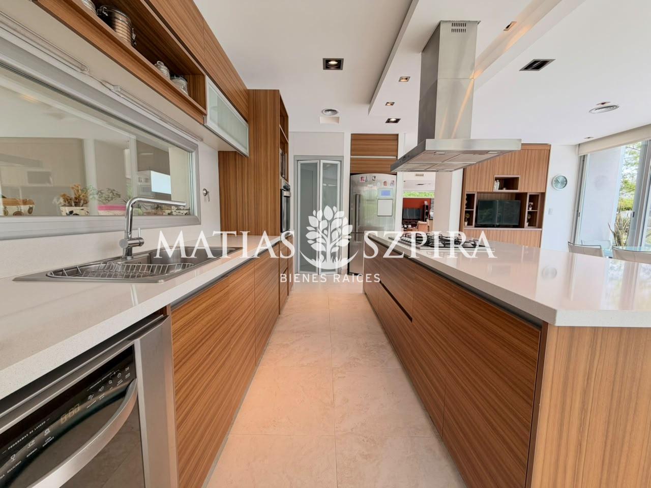 Foto de Casa de 7 ambientes en venta, Terravista, imagen 1