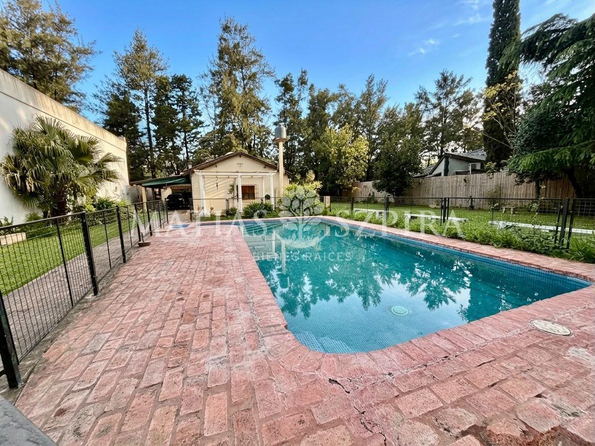Foto de Casa en Barrio Parque Leloir, imagen 2