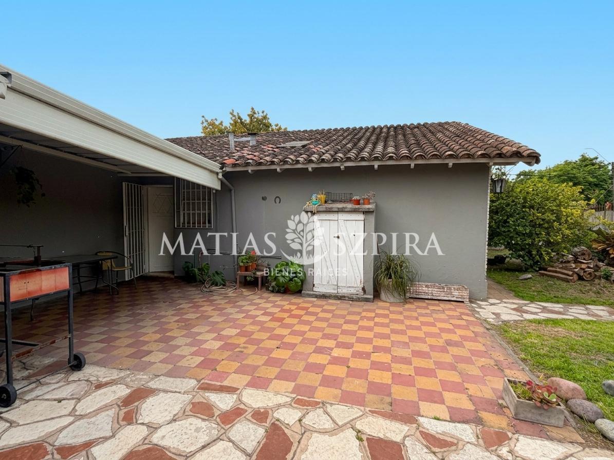Foto de Casa en Ituzaingó con parque refaccionada, imagen 4