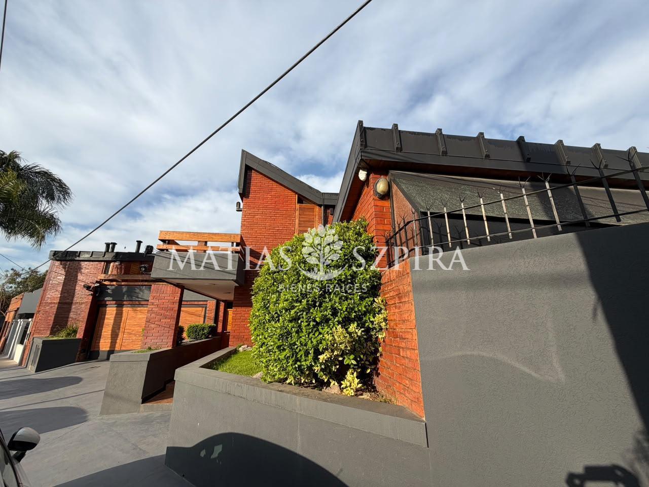Foto de Casa 5 Dormitorios en Castelar Norte, imagen 1