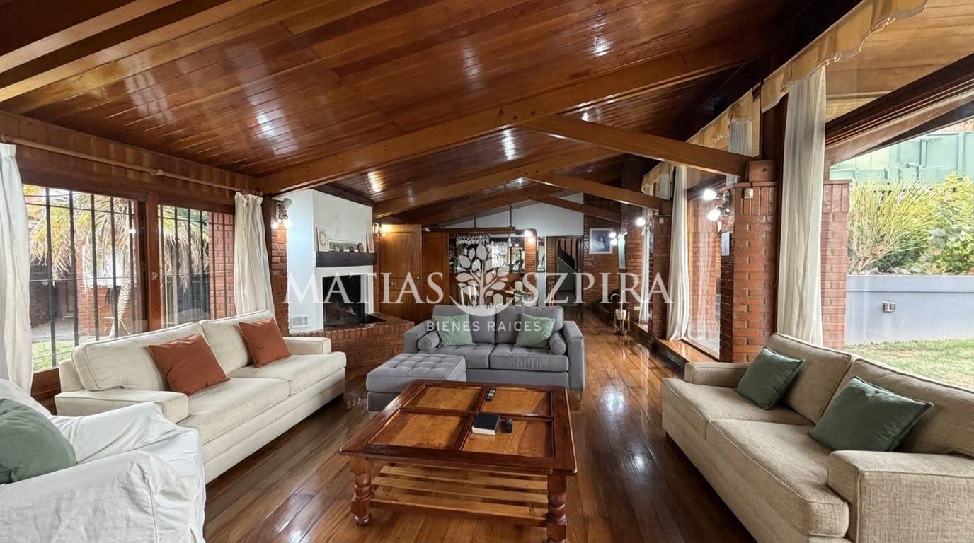 Foto de Casa 5 Dormitorios en Castelar Norte, imagen 4