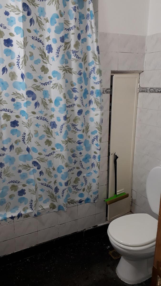 Excelente Departamento 3 Ambientes con Dependencia en Monserrat, en 1er Piso 1