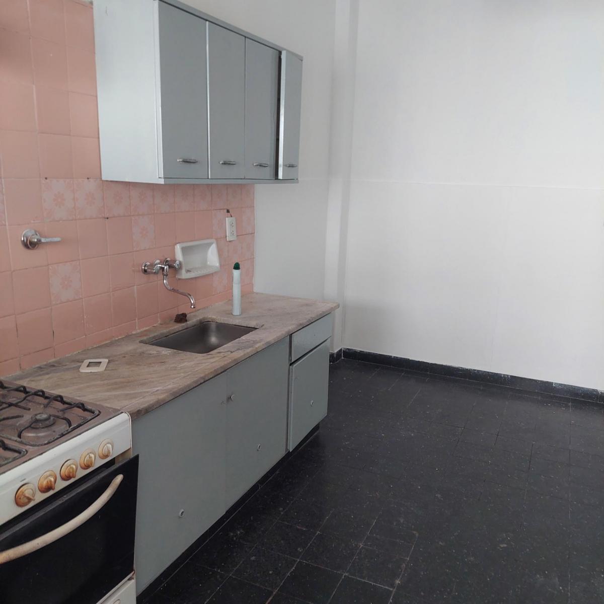 PH 3ambientes en Planta Baja con Garage y Patio Sin Expensas - Villa del Parque 4