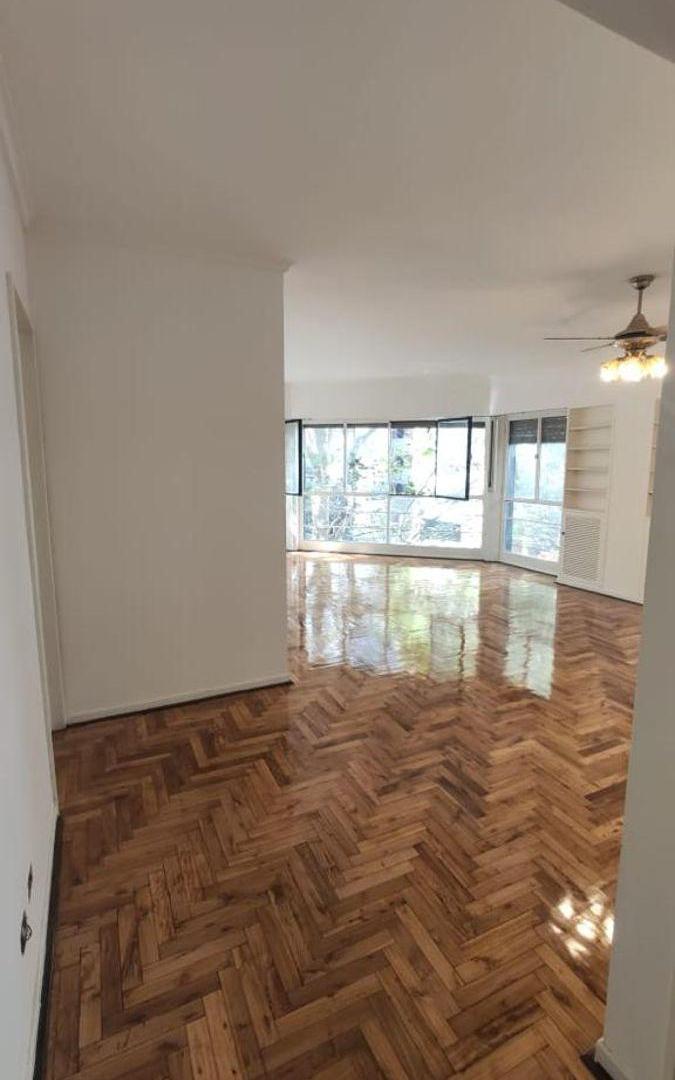 Foto de VENTA DEPARTAMENTO 3 AMBIENTES CON DEPENDENCIA AL FRENTE CON BALCÓN EN, imagen 3