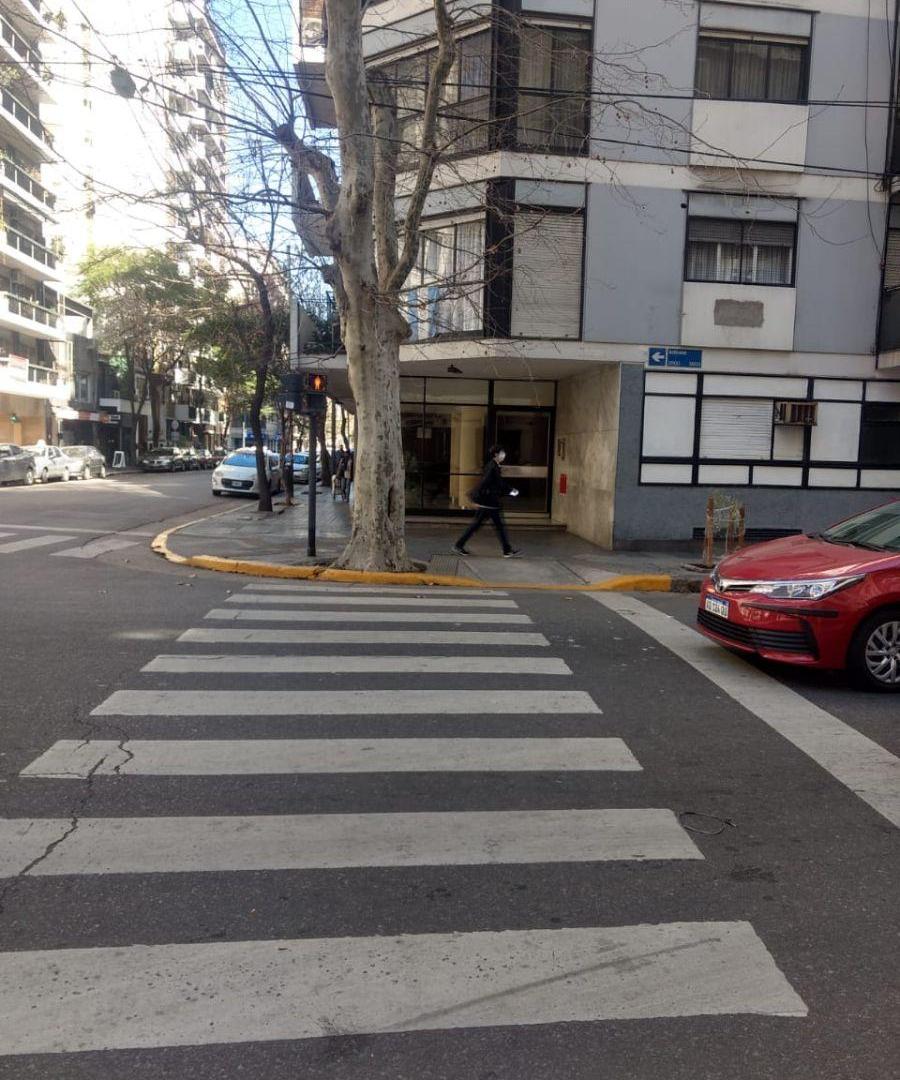 Foto de VENTA DEPARTAMENTO 3 AMBIENTES CON DEPENDENCIA AL FRENTE CON BALCÓN EN, imagen 1