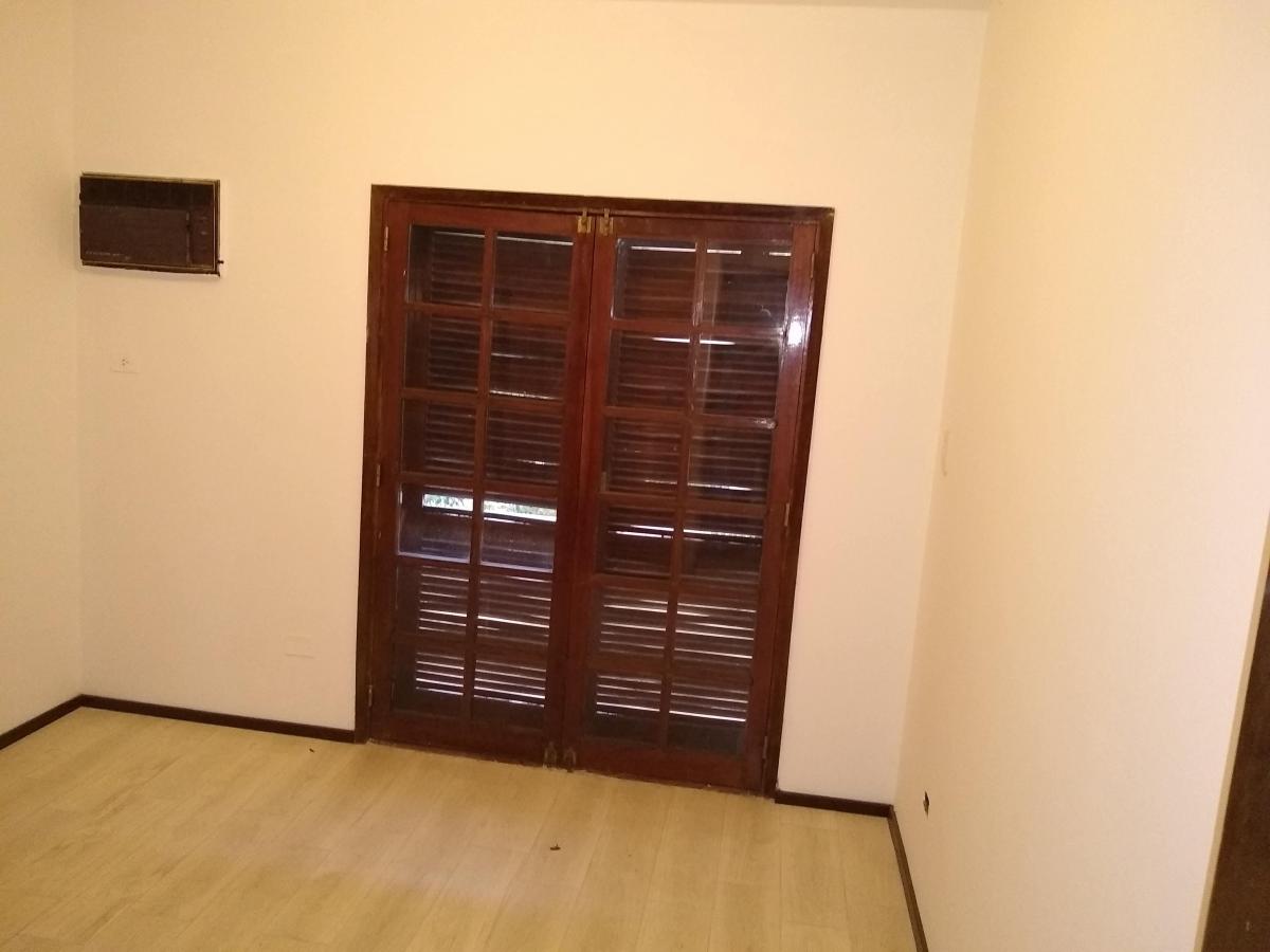 Casa 3 Dorm., Echesortu, Rosario. 4