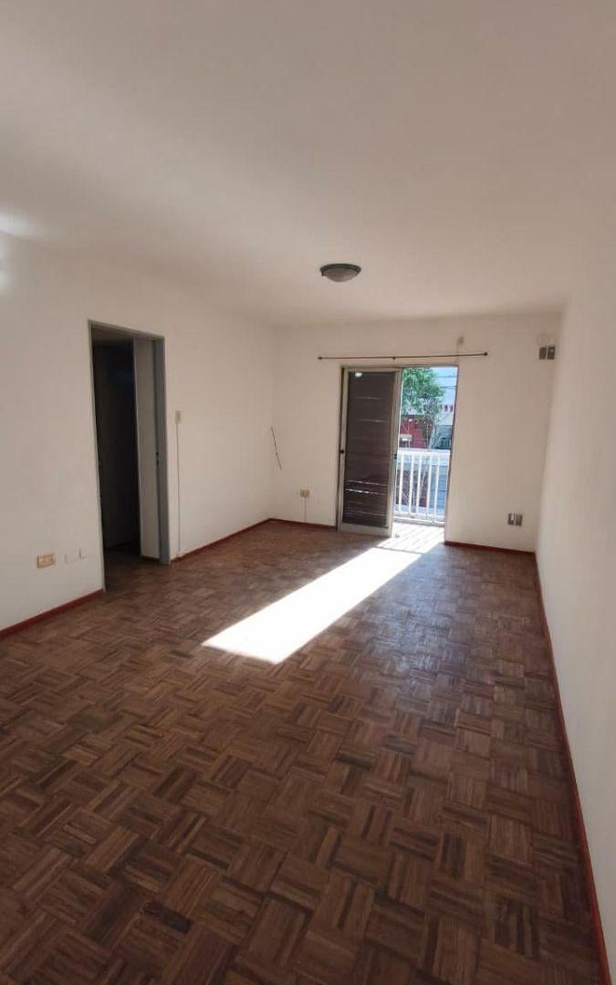 Foto de Departamento Cerca Facultades esquina San Lorenzo y Callao, imagen 2