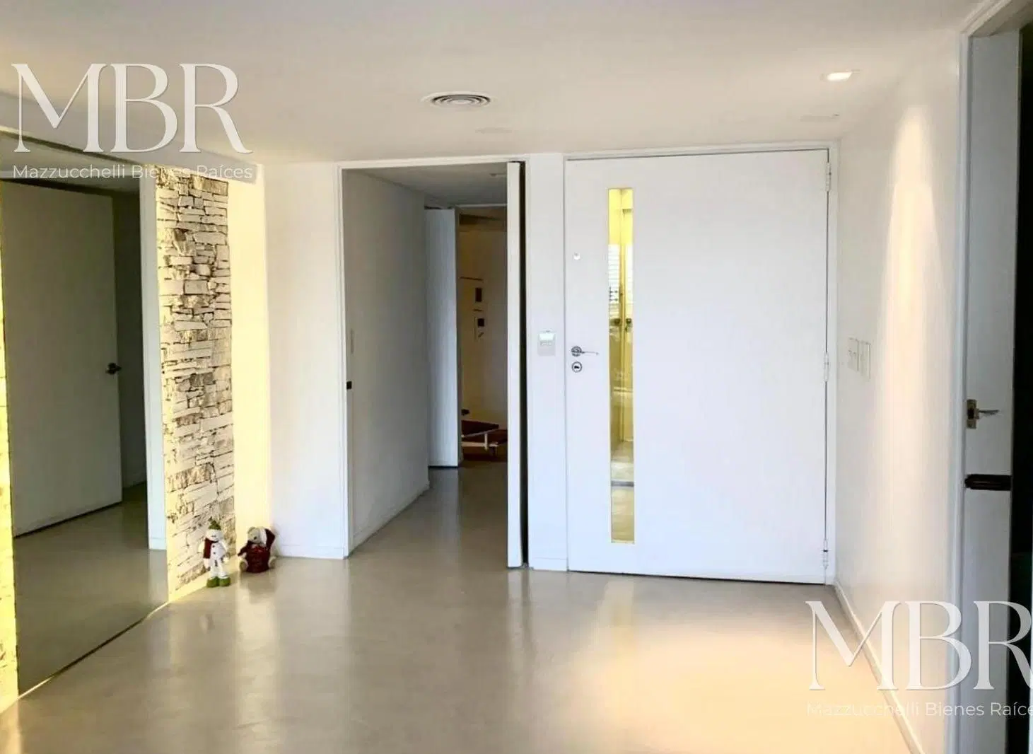 Duplex con pileta - Montevideo y Posadas 3