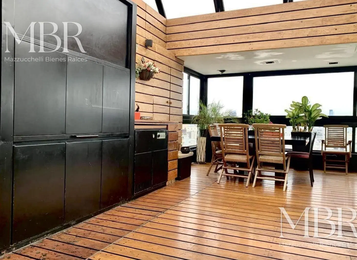 Duplex con pileta - Montevideo y Posadas 1