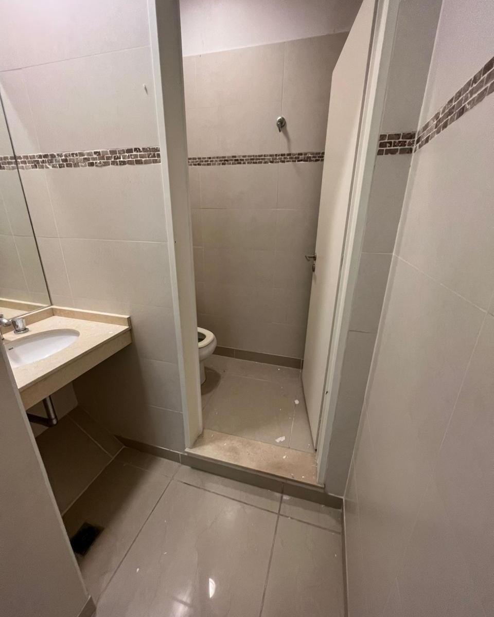 Venta Oficina Comercial a m Av Avellaneda - Apto Credito! 3