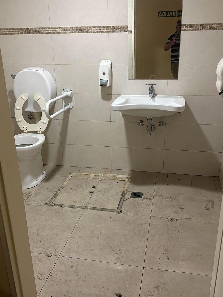Venta o Alquiler Edificio Comercial Lote Propio de 866x35,22 2