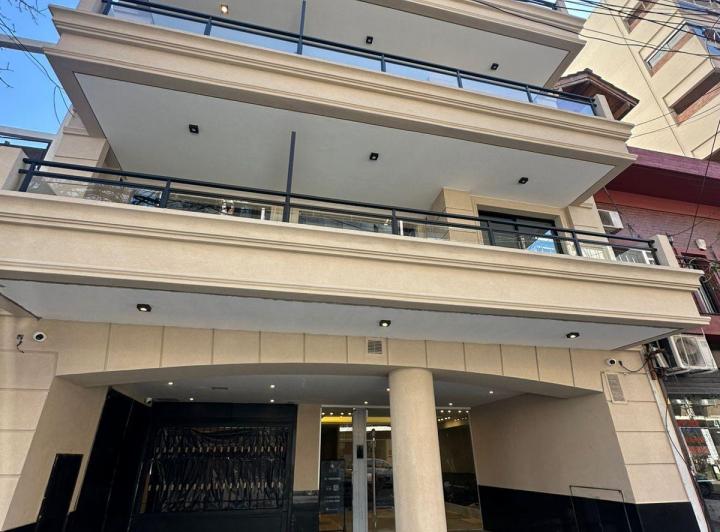MONOAMBIENTE CON BALCON AL CONTRA FRENTE EN ALQUILER EN VILLA DEL PARQUE 4