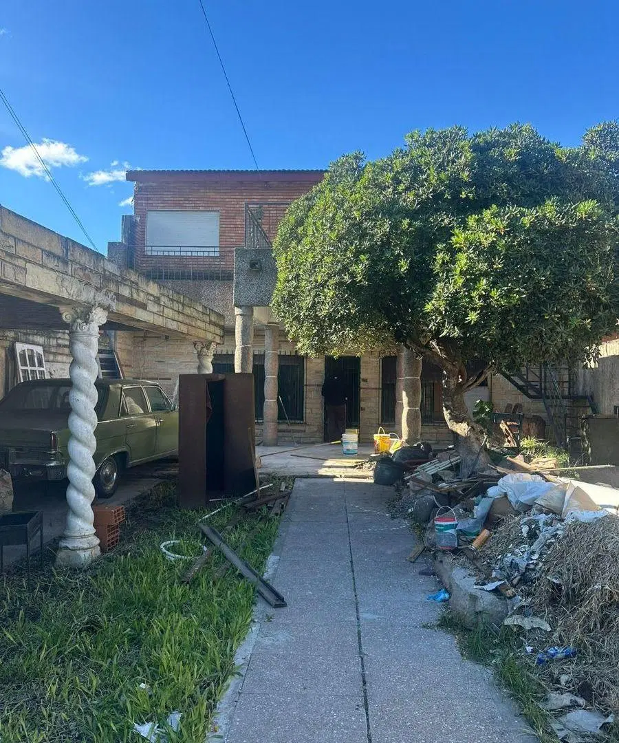 PH 3 AMBIENTES EN ALQUILER CON PATIO AL FRENTE TOTALMENTE RECICLADO 4