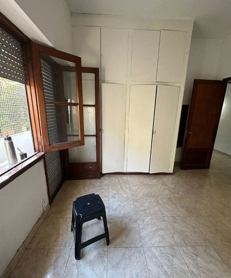 Piso 5 ambientes con terraza y patio ubicado en Almagro!!! 3