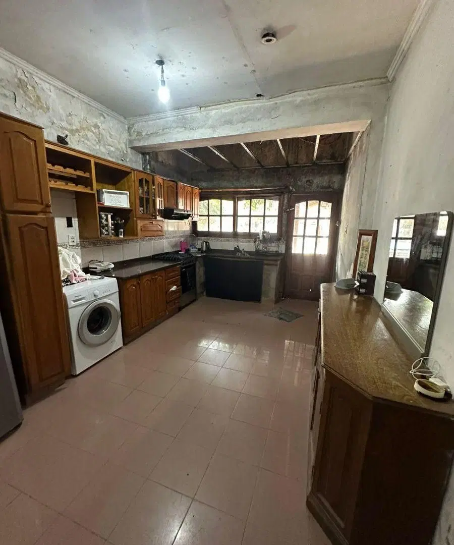 Casa 6 ambientes en venta ubicado en Hurlingham. SUPER OPORTUNIDAD! 3
