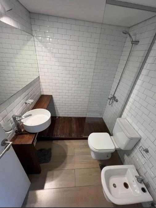 Foto de Monoambiente Amoblado con Balcón en Alquiler – Caballito, imagen 2