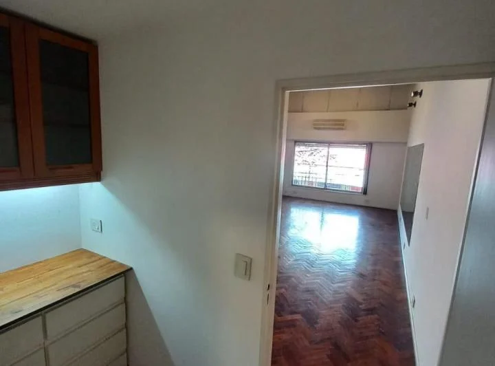 ALQUILER -LOCAL/OF. COMERCIAL- AV. SAN MARTÍN 2200- MTS.ESTACIÓN FLORIDA MITRE   5