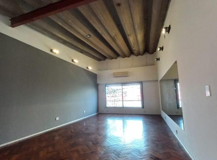 Alquiler - Local/of. Comercial - Av San Martín 2200 - m. Estación Florida Mitre 4