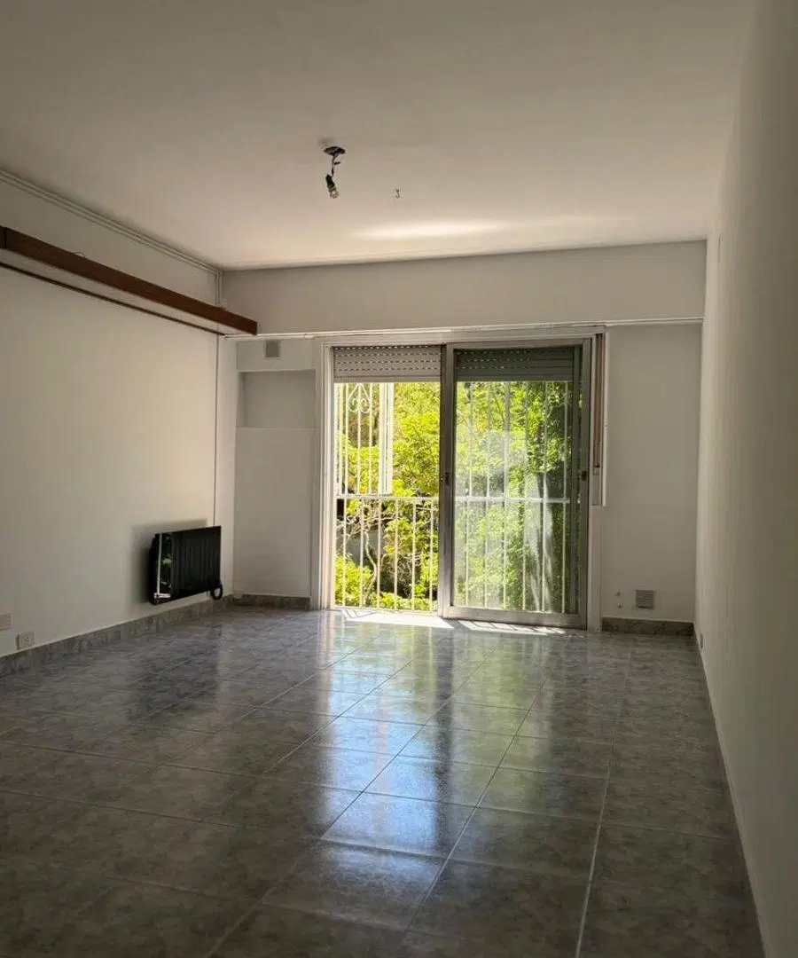 Dpto. en Alquiler - 4 Amb. - Valle Grande Al 1.000 - Florida - Vte. Lopez. $1.200.000 2