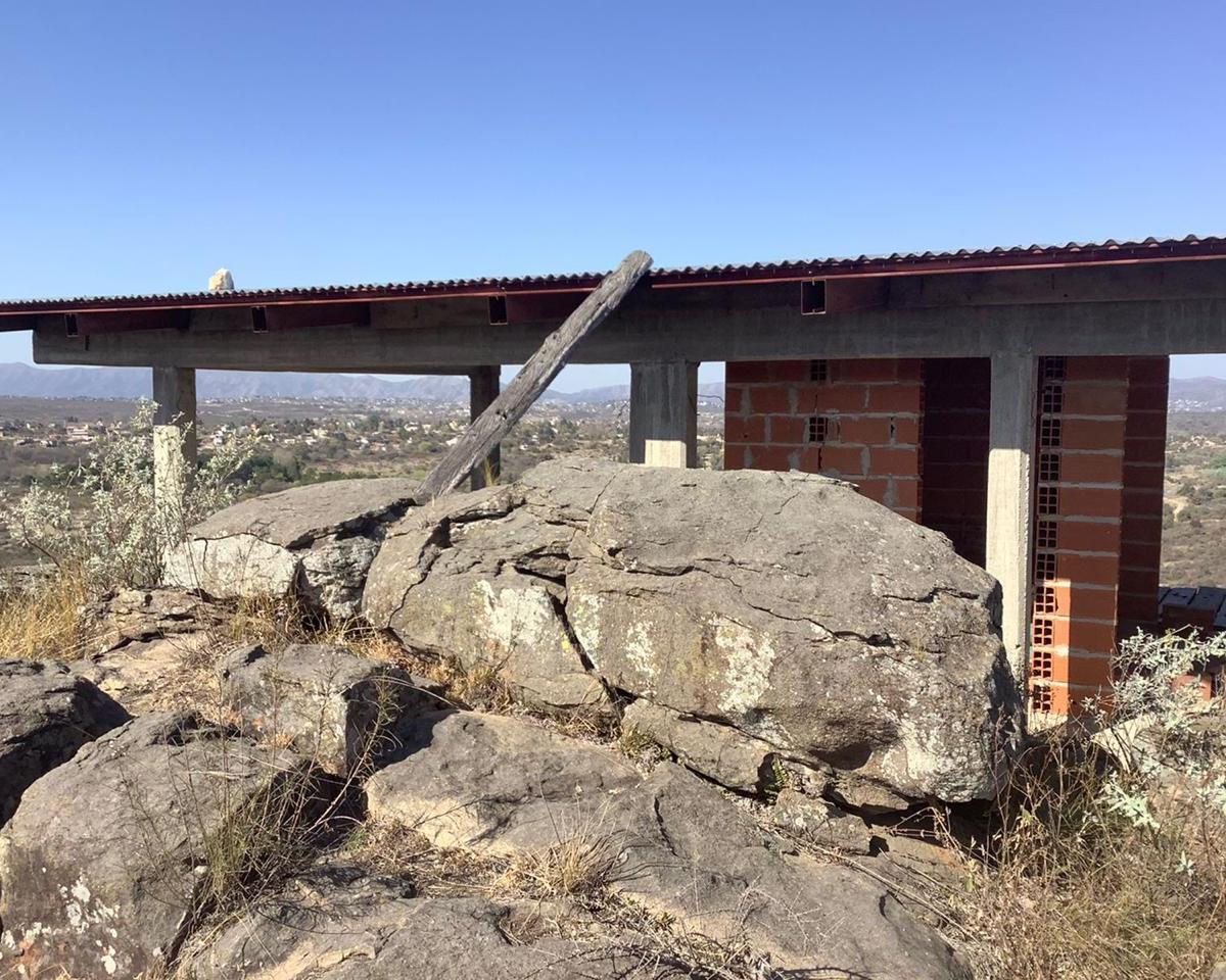 Cabalango Casa a Medio Construir 5580 de Terreno 4
