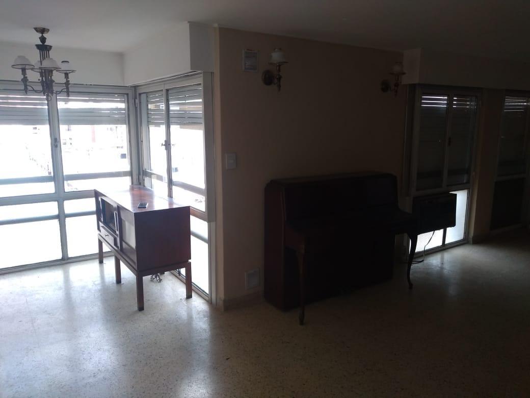 Calle Fragueiro B° Centro 5to Piso Apto Bancor y Otros Bancos! 3