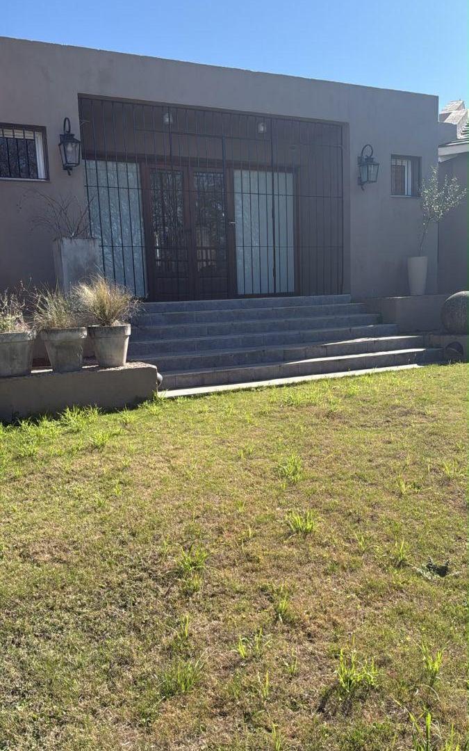 Foto de Falda del Carmen 3dor 3b Pileta! Campo espectacular 1 hectárea, imagen 2