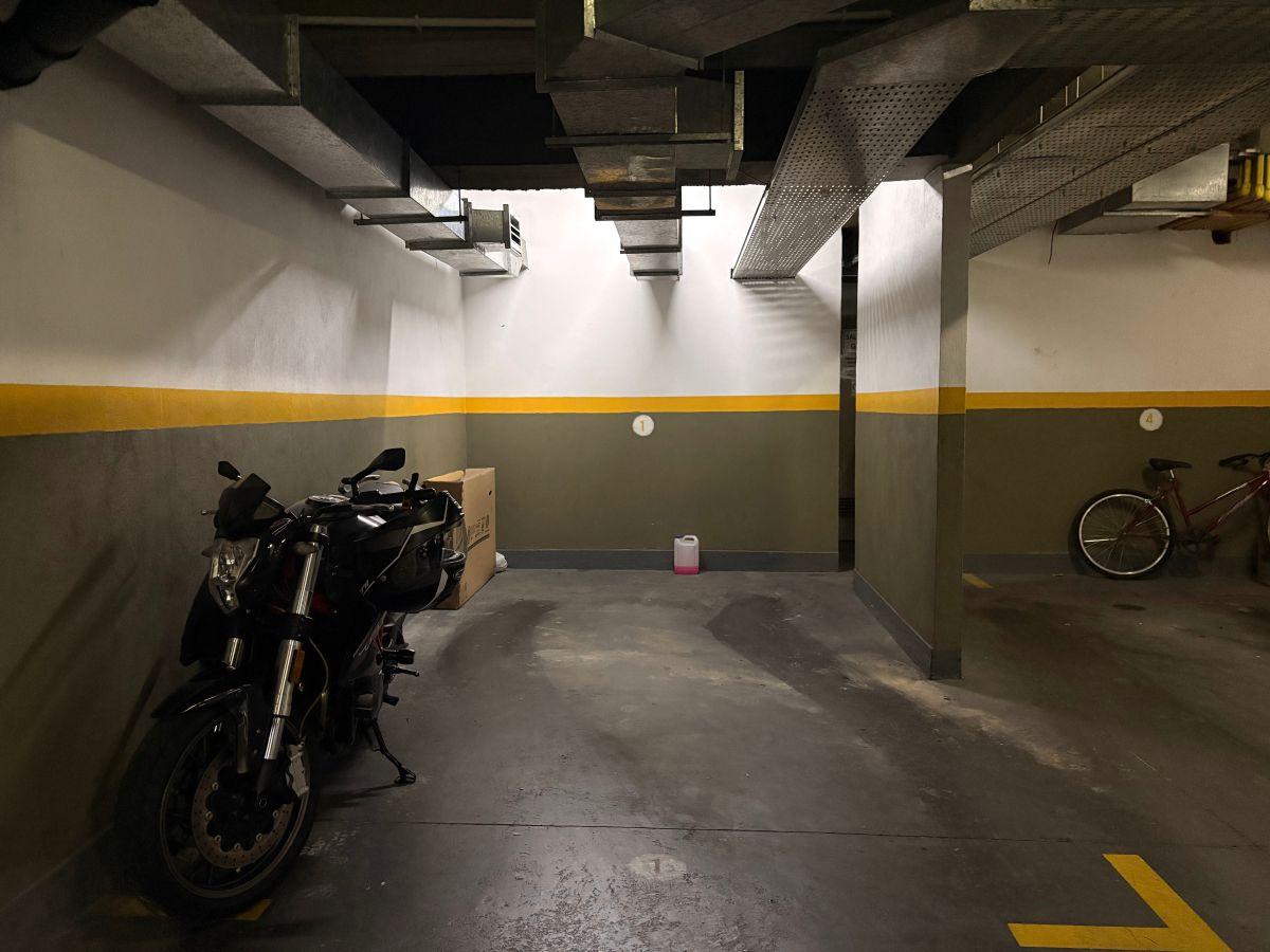 Foto de Venta cochera cubierta Boedo, imagen 2