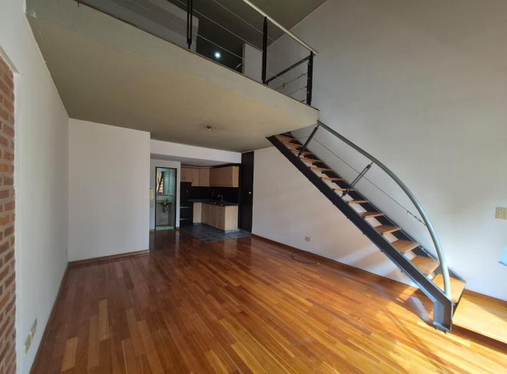 DEPTO DÚPLEX 2 AMB C/BCÓN EN 2 PLANTAS 55M2 BAÑO Y TOILETTE 3
