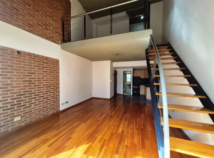 DEPTO DÚPLEX 2 AMB C/BCÓN EN 2 PLANTAS 55M2 BAÑO Y TOILETTE 2
