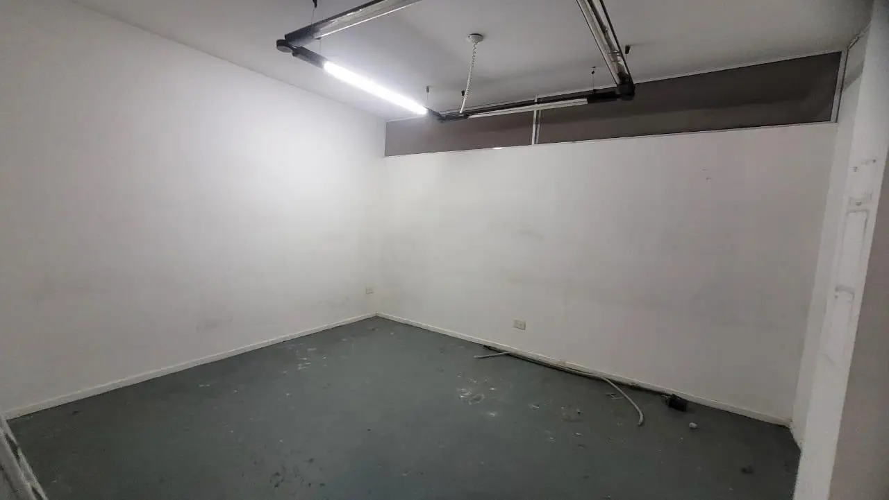 OFICINA EN FOCO COMERCIAL - 95 m2 5