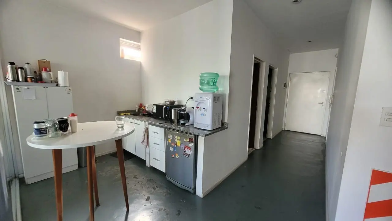 OFICINA EN FOCO COMERCIAL - 95 m2 4