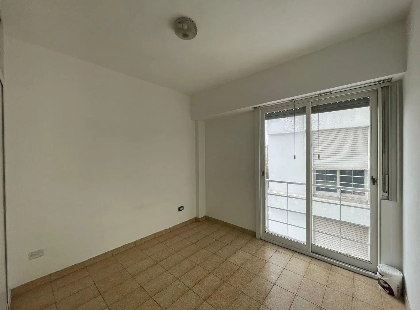 2 AMB CFTE BCON FCES - 32 M2 - APTO PROFESIONAL 3