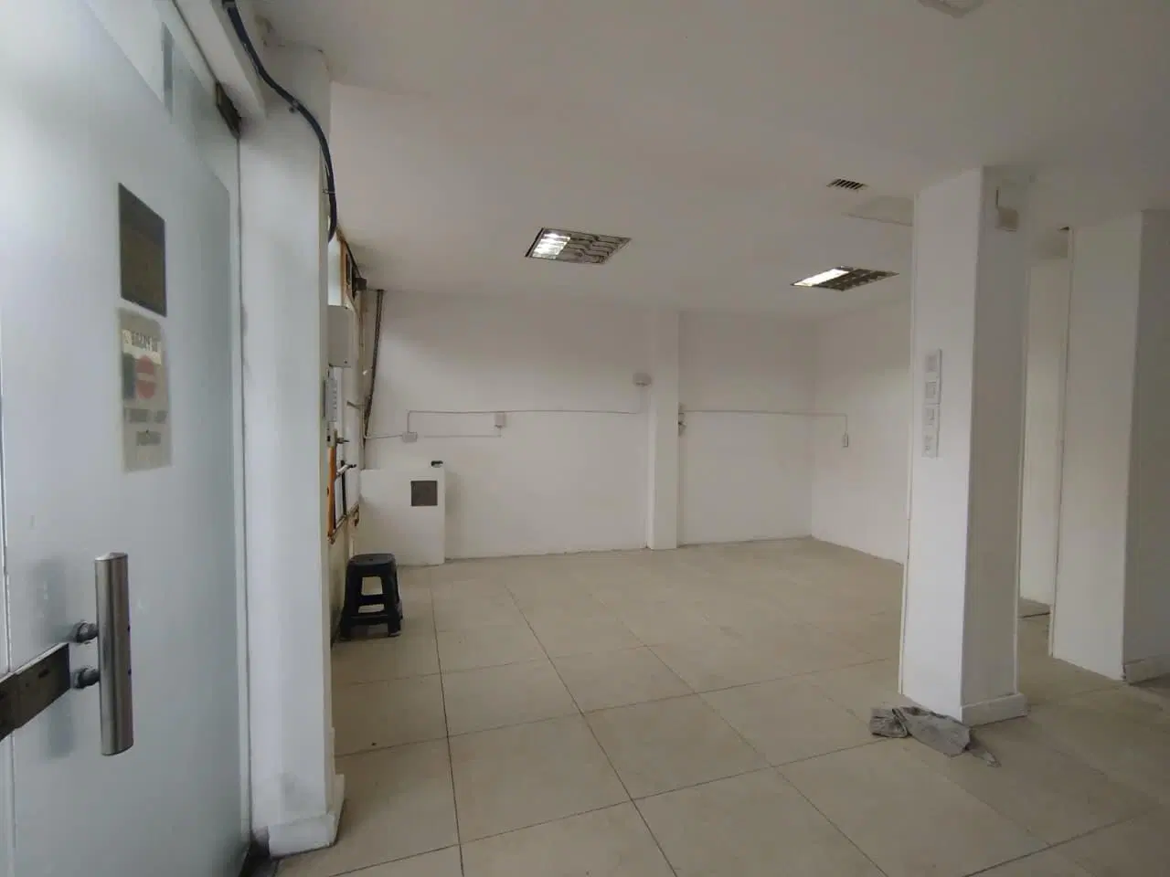 LOCAL 3 PLANTAS -70 m2 - BAJAS EXPENSAS 3