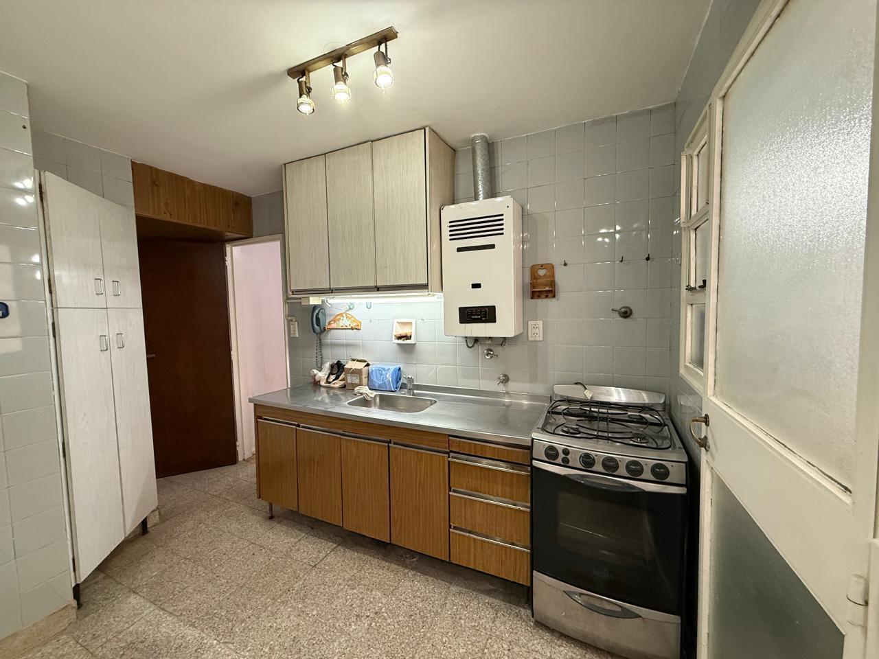 Foto de 3 ambiente c/ balcón - Baño y toilette - 61 m2, imagen 2