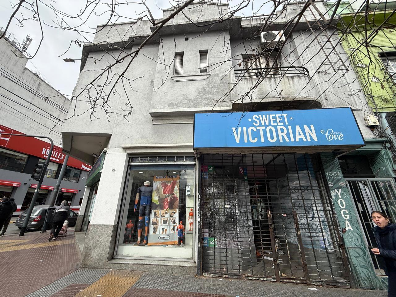 Foto de EXCELENTE ESQUINA EN CABALLITO 2 LOCALES + VIVIENDA, imagen 3