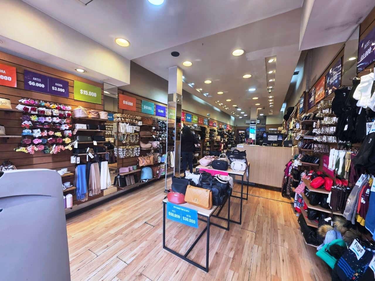 Foto de EXCELENTE LOCAL EN FOCO COMERCIAL - 115 M2, imagen 3