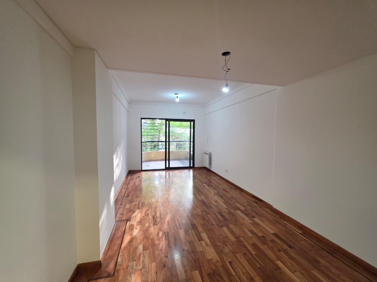 Foto de IMPECABLE SEMIPISO 2 AMB FRENTE DOS BALCONES - 61 M2, imagen 1